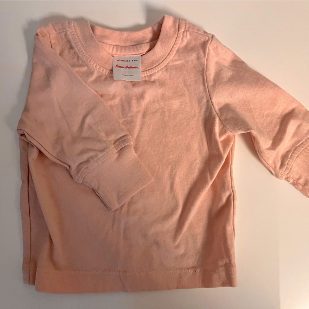 Beautiful EUC Hanna andersson shirt